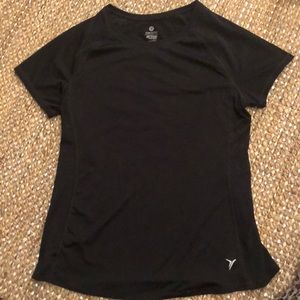 Black Medium Old Navy active t shirt